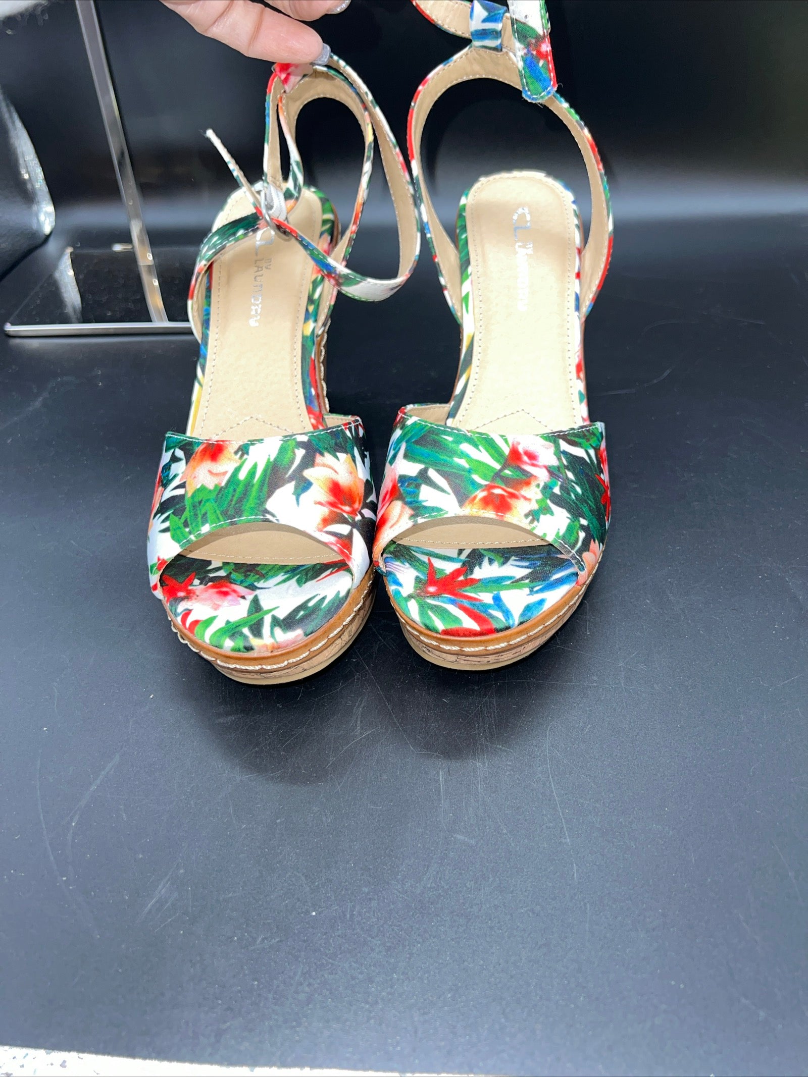 CL by Laundry Booming Wedge Sandal Women s Size 8.5 M Multi MSRP 50