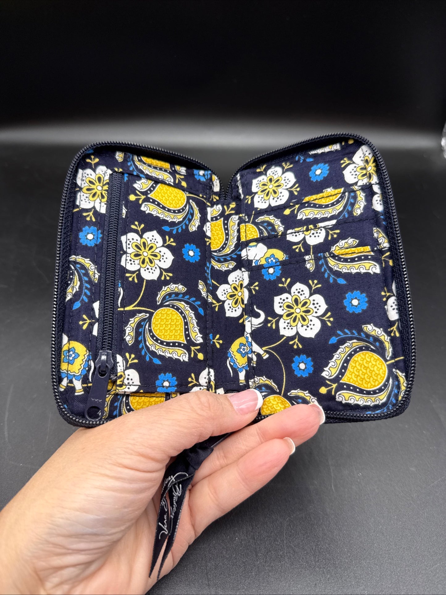 Vera Bradley Phone Tech Case Wristlet Wallet Ellie Blue Quilted Elephant NWT