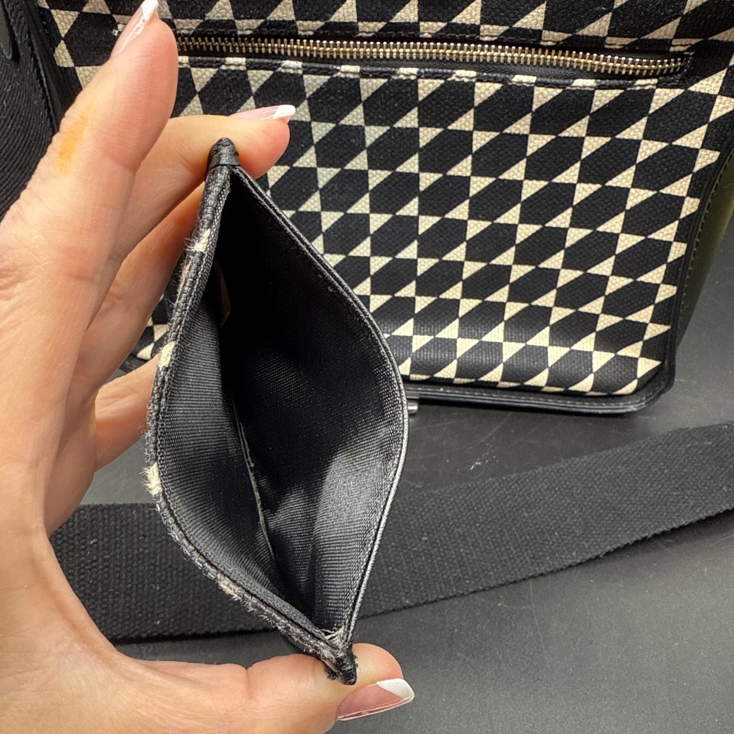Spartina 449 Black/Ivory Geometric Pattern Linen &Leather Crossbody with card holder