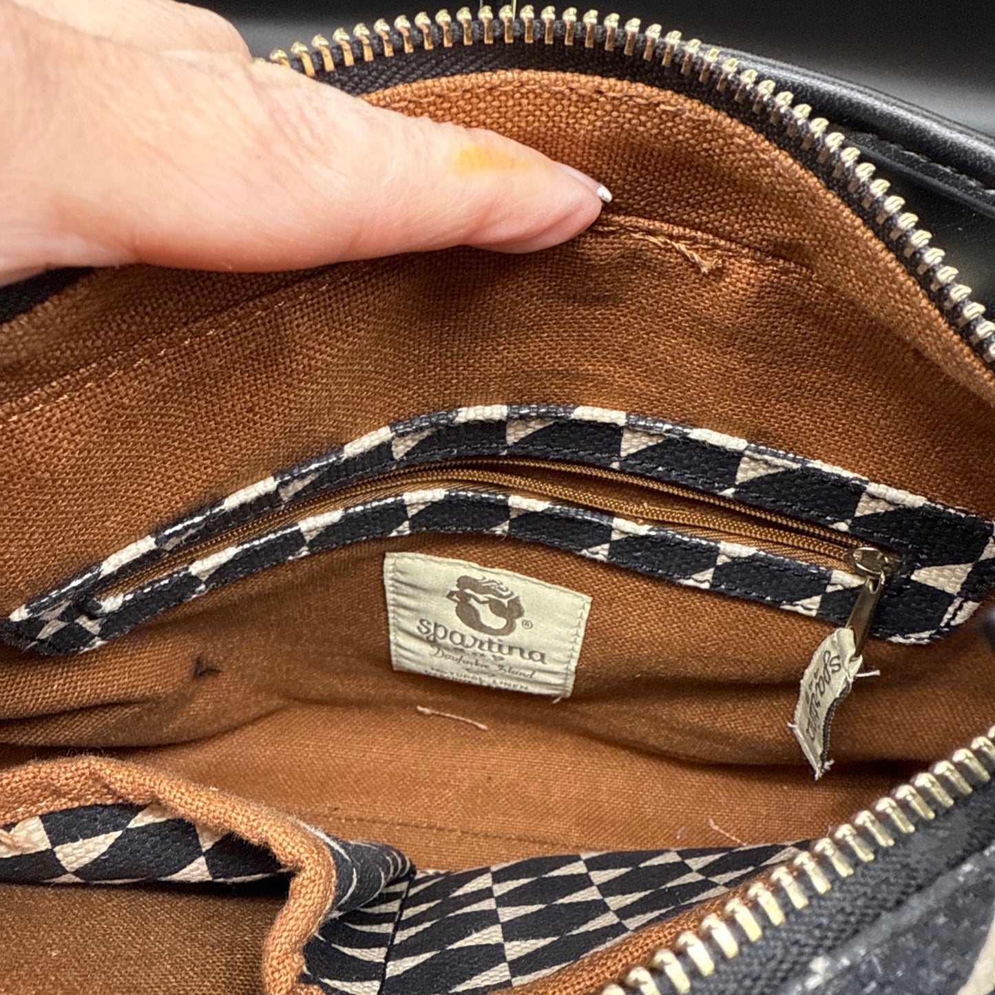 Spartina 449 Black/Ivory Geometric Pattern Linen &Leather Crossbody with card holder