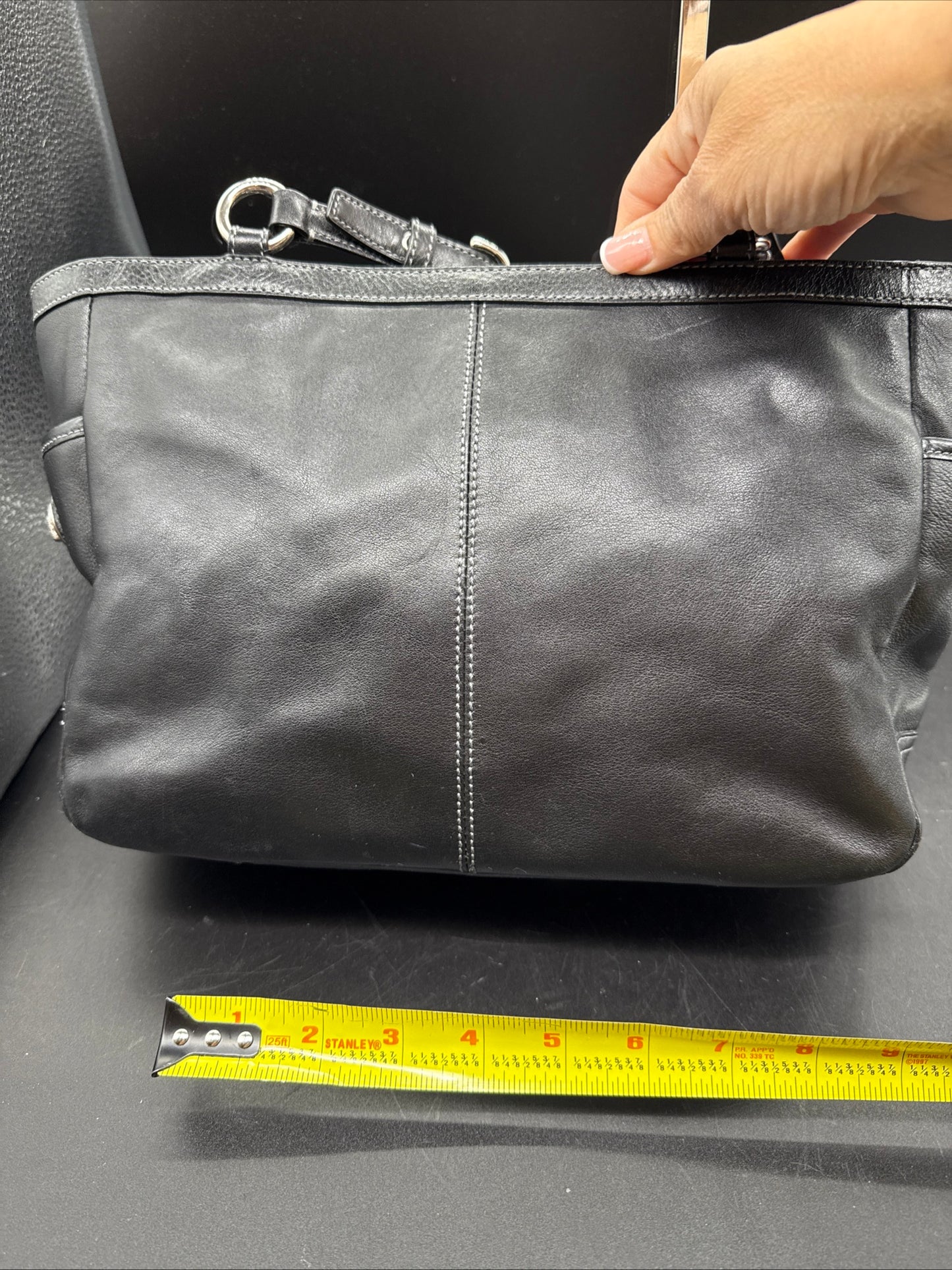 "COACH" A1072-F13759 SMOOTH BLACK LEATHER TOTE