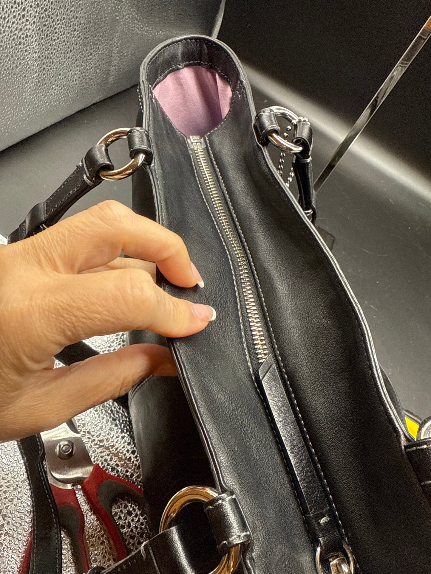 "COACH" A1072-F13759 SMOOTH BLACK LEATHER TOTE