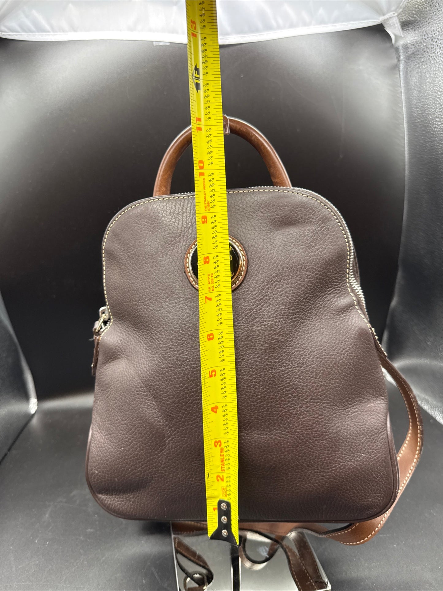 Vintage DOONEY & BOURKE Brown Pebbled Leather Zip Backpack Preloved