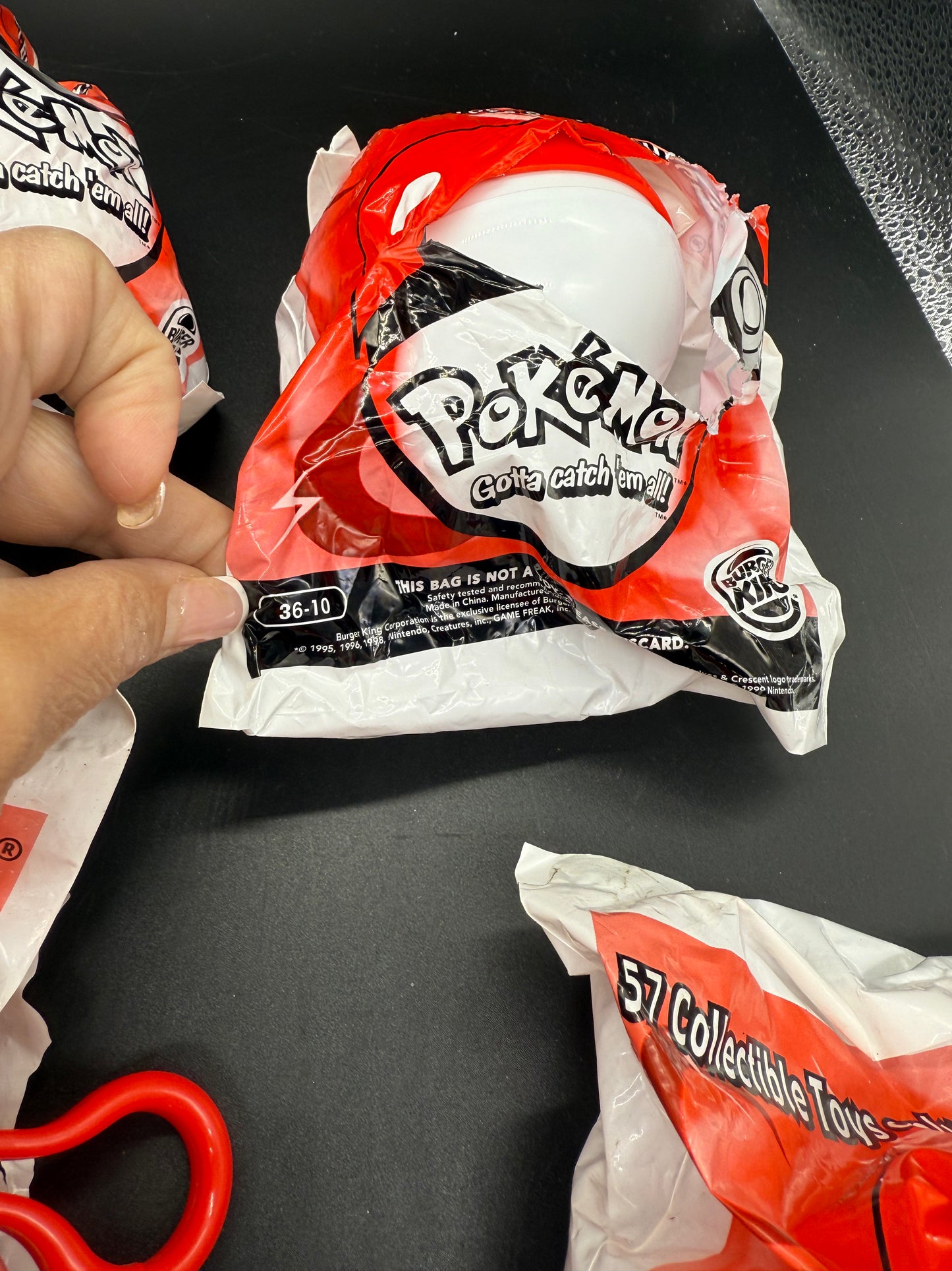 Nintendo Pokemonn 1999 Burger King Pokeball Toy. Never Played With. Lot of 8 (J)