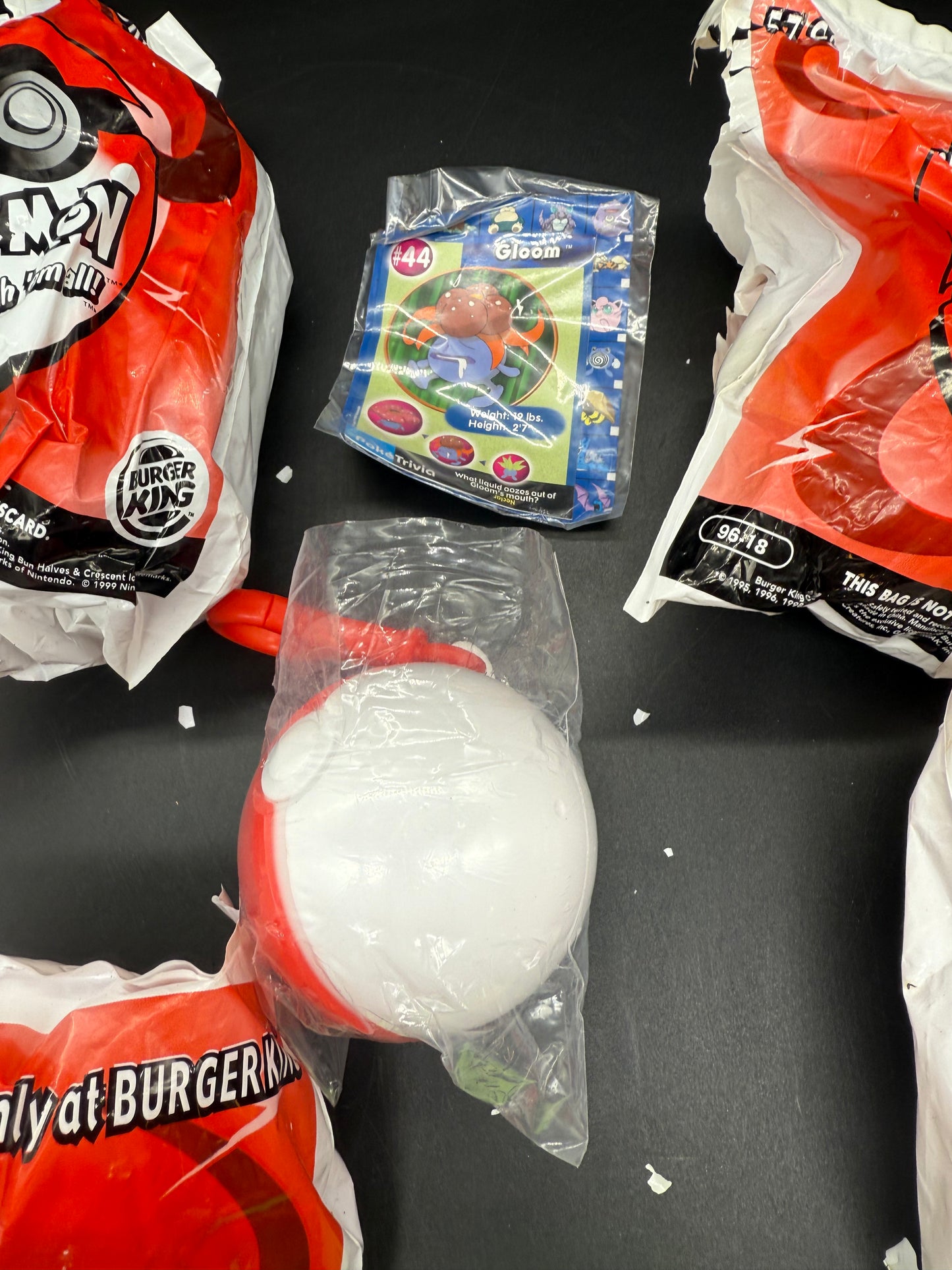 Nintendo Pokemonn 1999 Burger King Pokeball Toy. Never Played With. Lot of 7 (L)