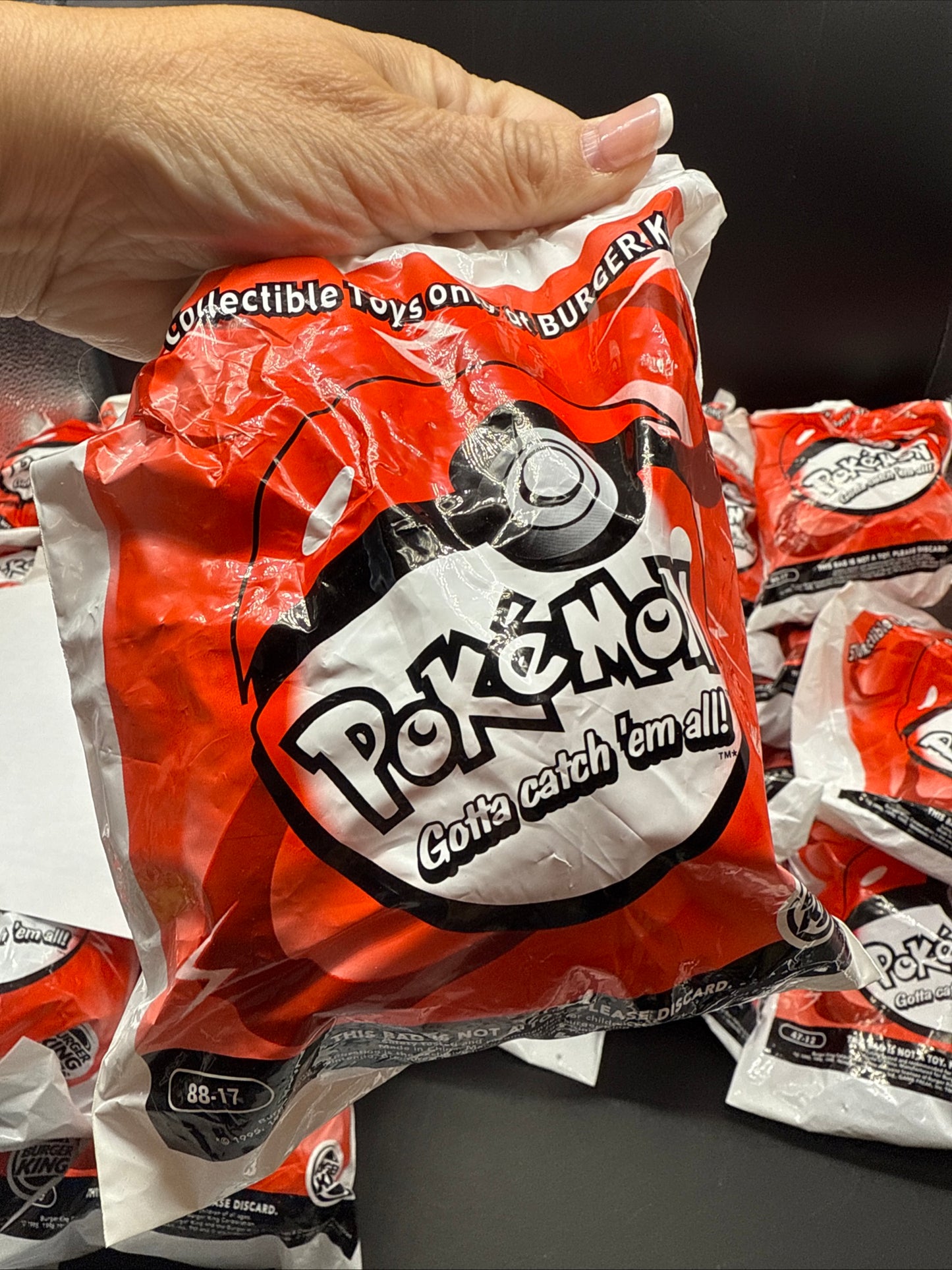 1999 Burger King Pokemon Toy #88-17 Seadra Brand New Sealed