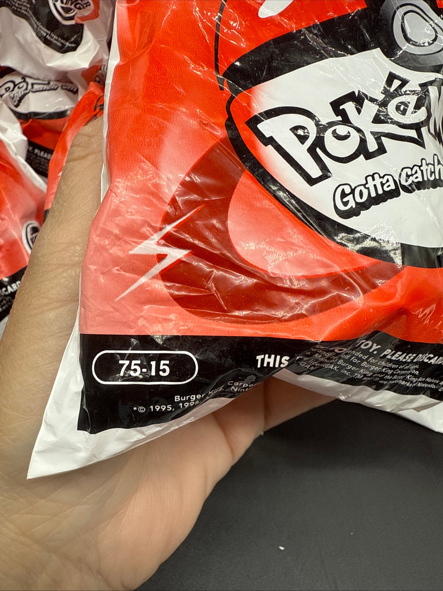 1999 Burger King Pokemon Pokeball * 75-15 Oddish Beanbag* Sealed