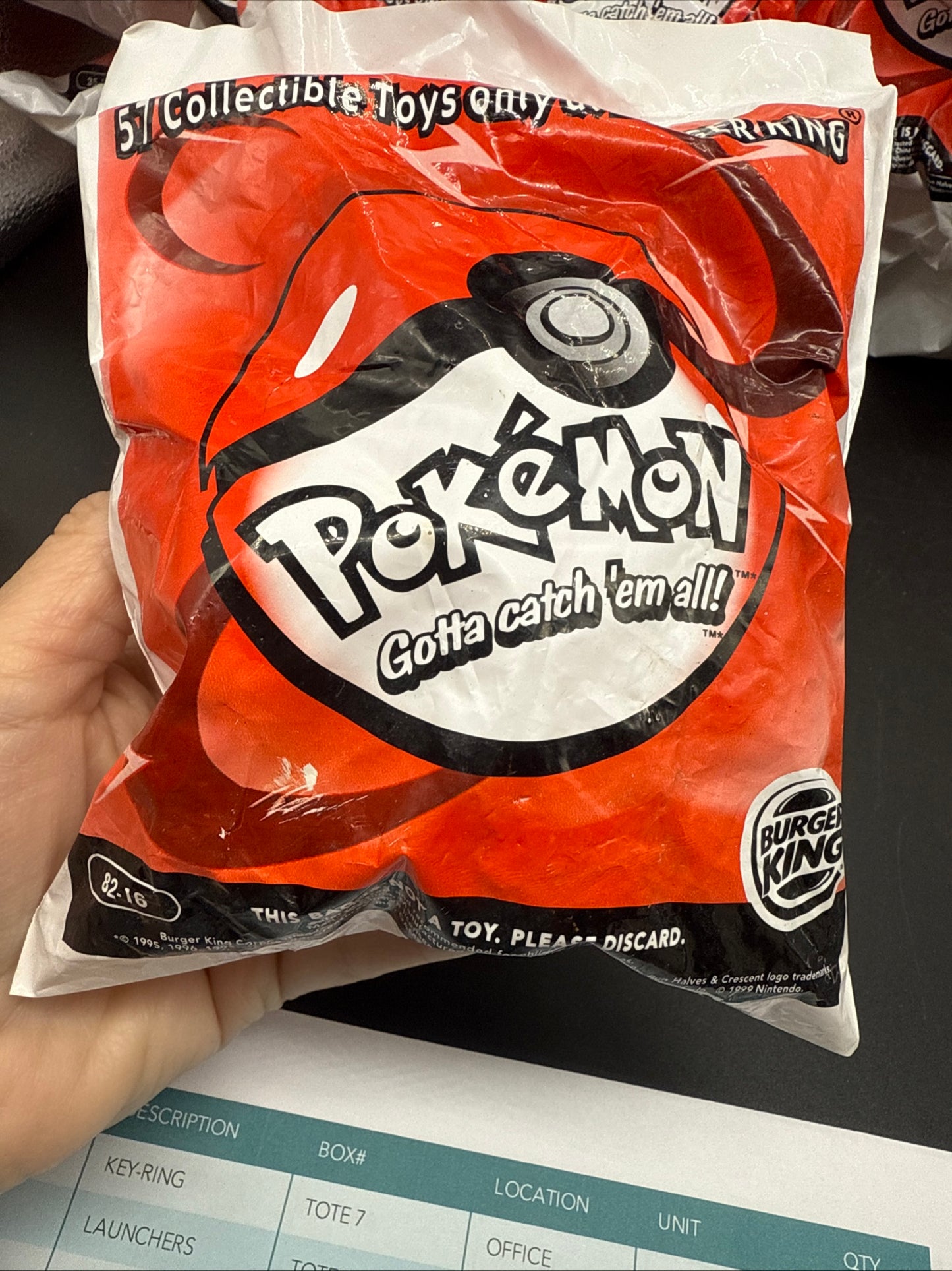 1999 Burger King Pokemon Collectible Toy #82-16 Venomat-Rev-top Unopened