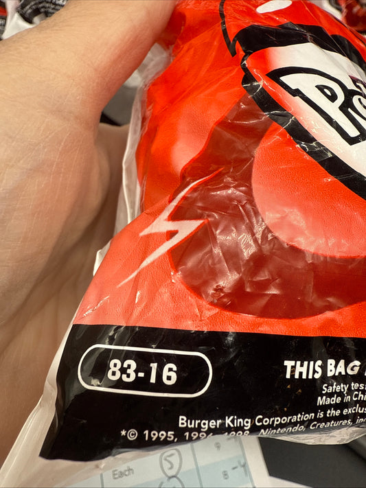 1999 Burger King Pokemon pokeball Toy 83-16 Gyarados-Bean Bag (unopened)