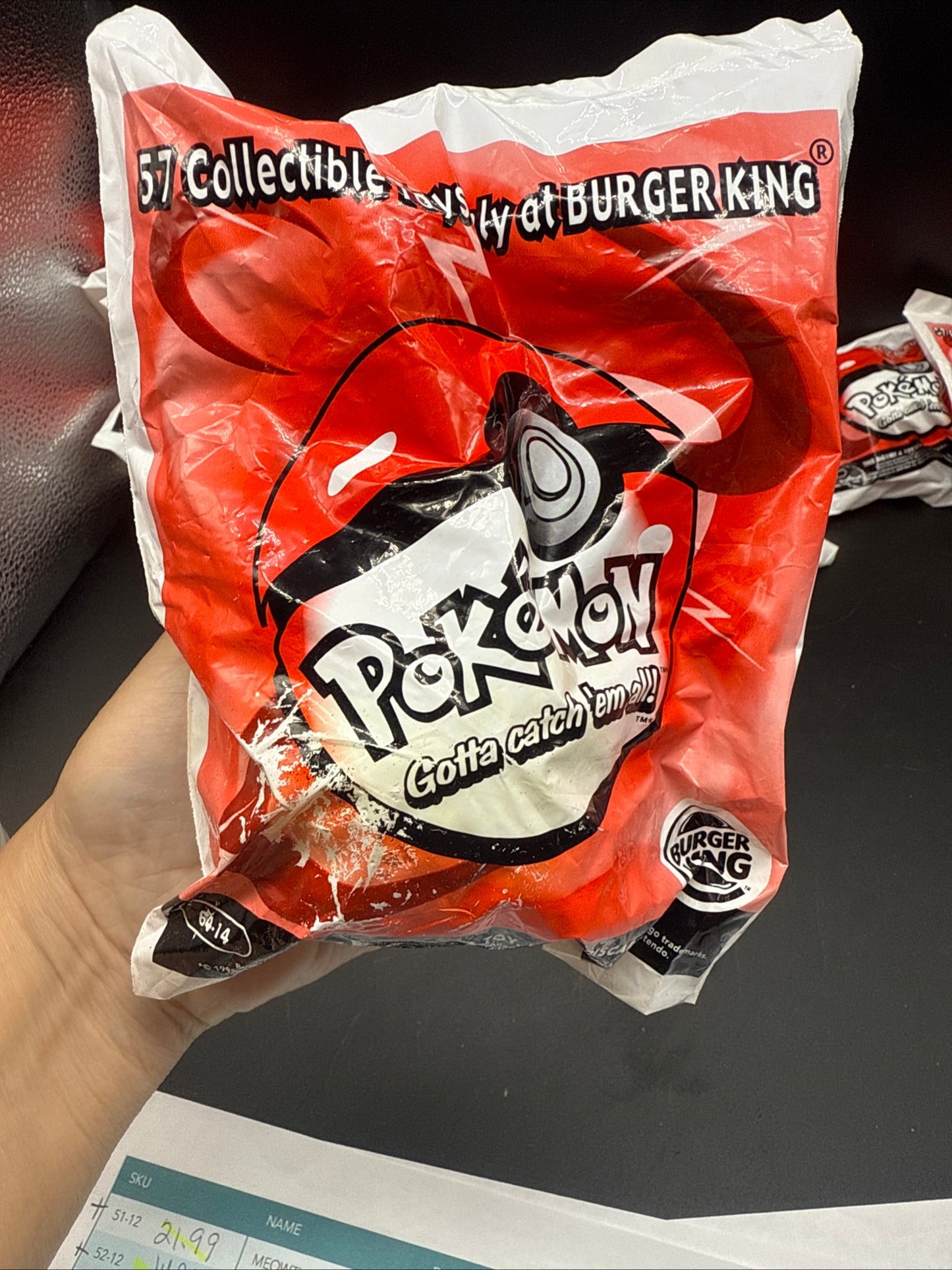 1999 Burger King Pokemon Pokeball Toy #64-14 Squirtle-Squiter (Never Opened)