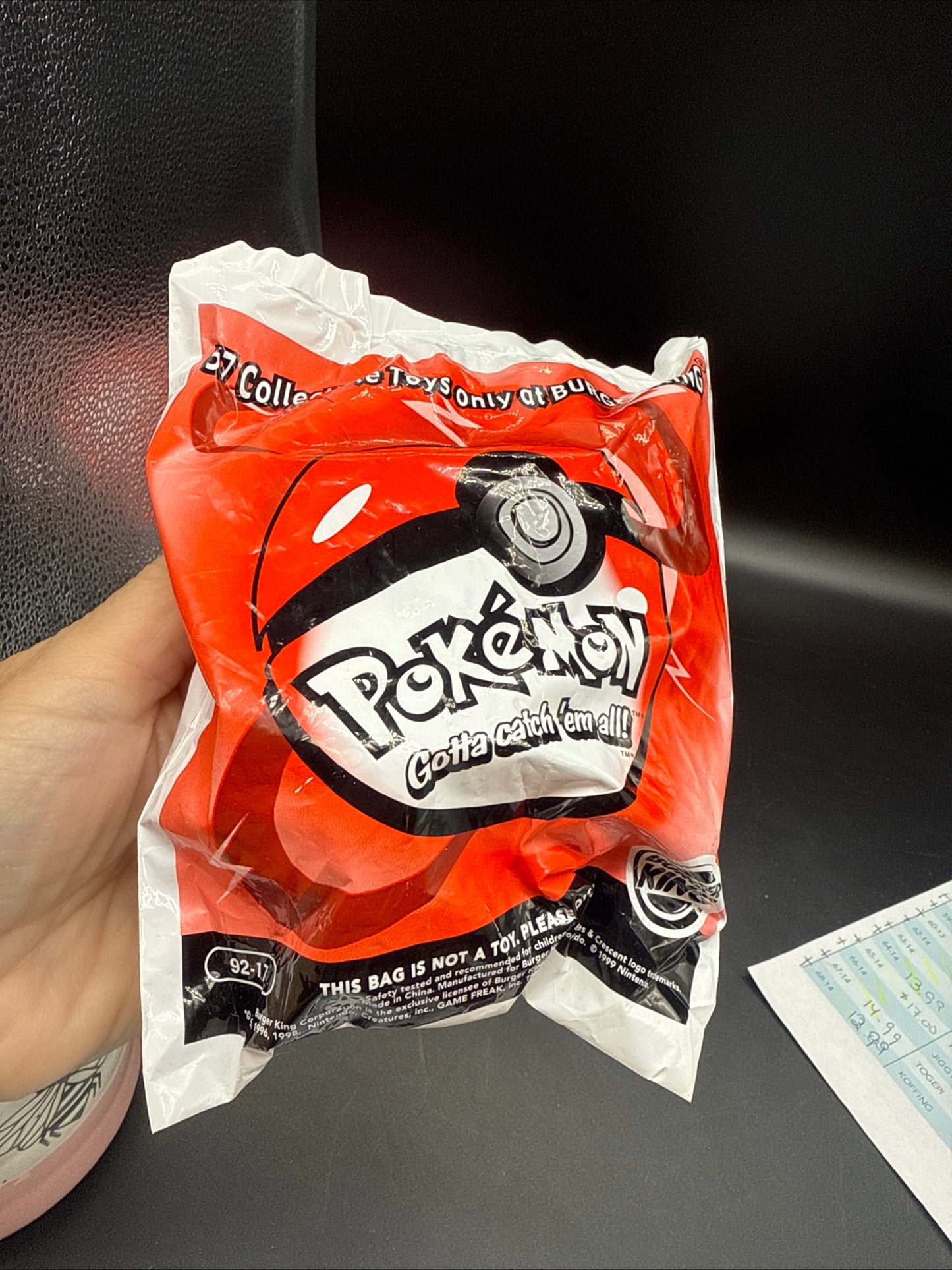 1999 Burger King Pokemon Pokeball Toy #92-17 Tangela-Rev Top (Unopened)