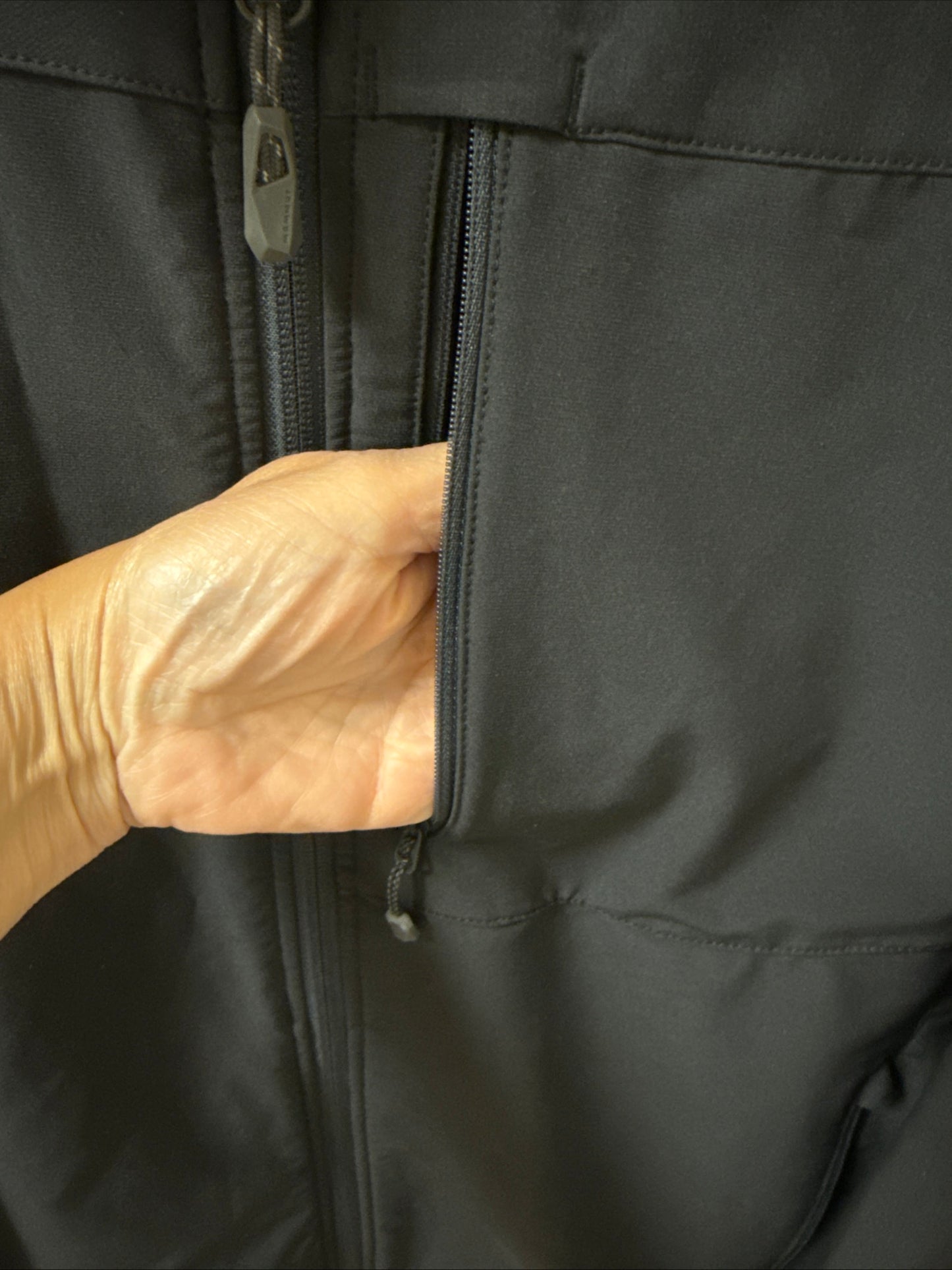 Mammut Jacket Mens 2XL Black Softshell Windbreaker Waterproof Rain Coat