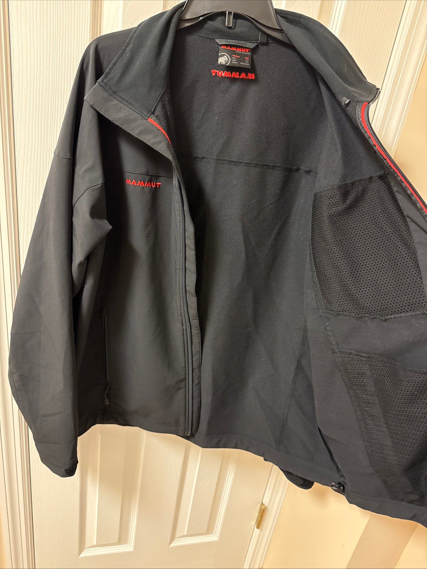 Mammut Jacket Mens 2XL Black Softshell Windbreaker Waterproof Rain Coat