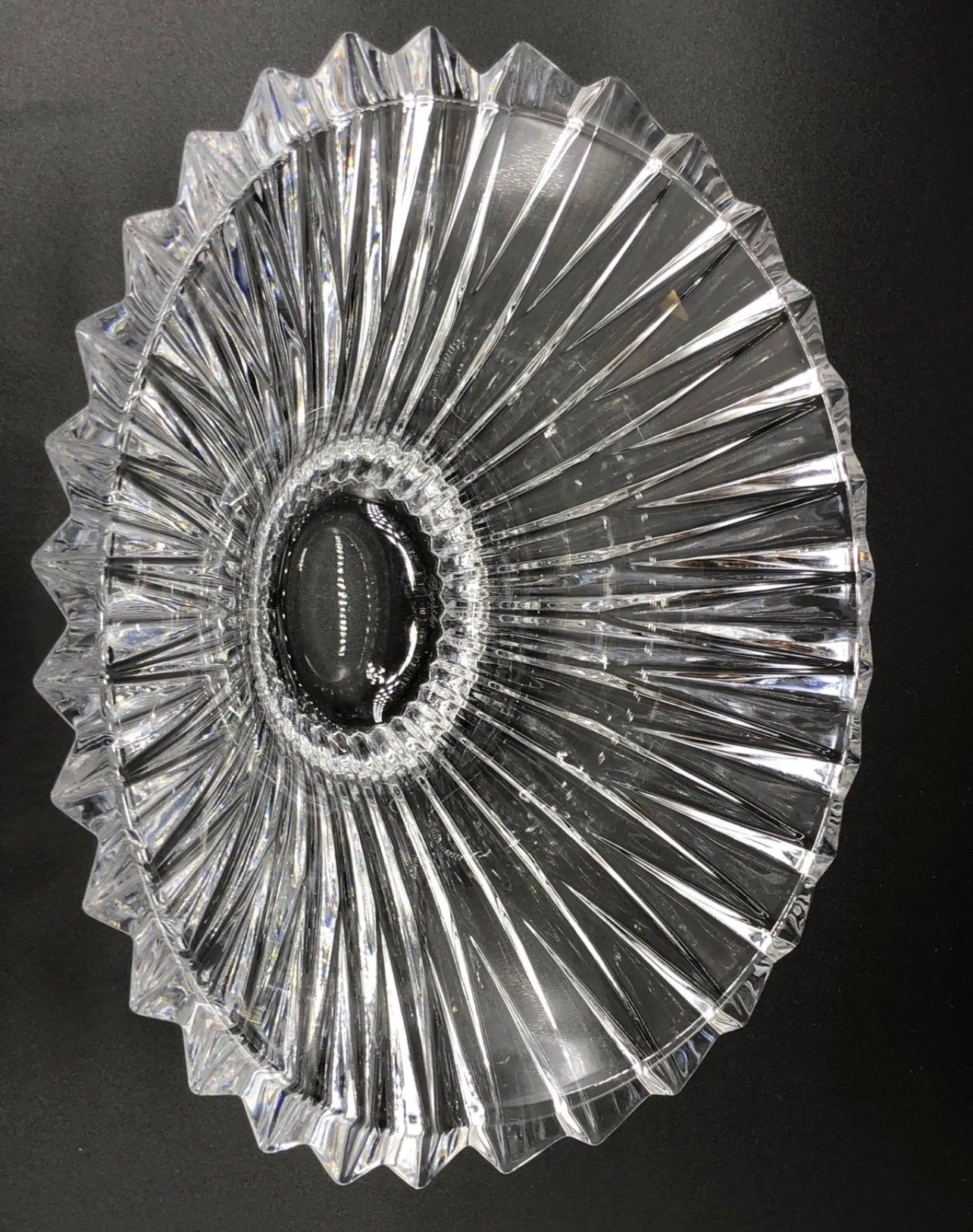 Rare! ROGASKA Crystal Bowl Made In Slovenia. An outstanding beautiful bowl.￼