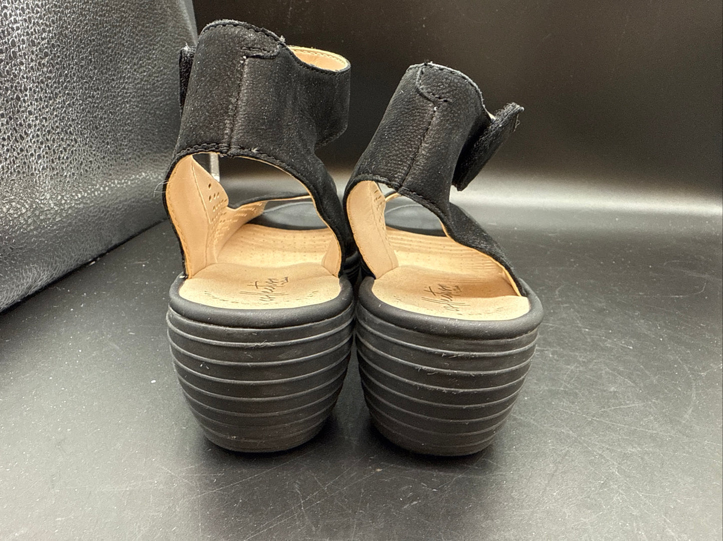 Clarks COMFORTABLE Smooth Suede Black Ankle Strap Wedge Platform 8.5 Womens