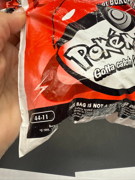 1999 Burger King Pokemon pokeball Toy #44-11 Muk-Key-Ring (Unopened)