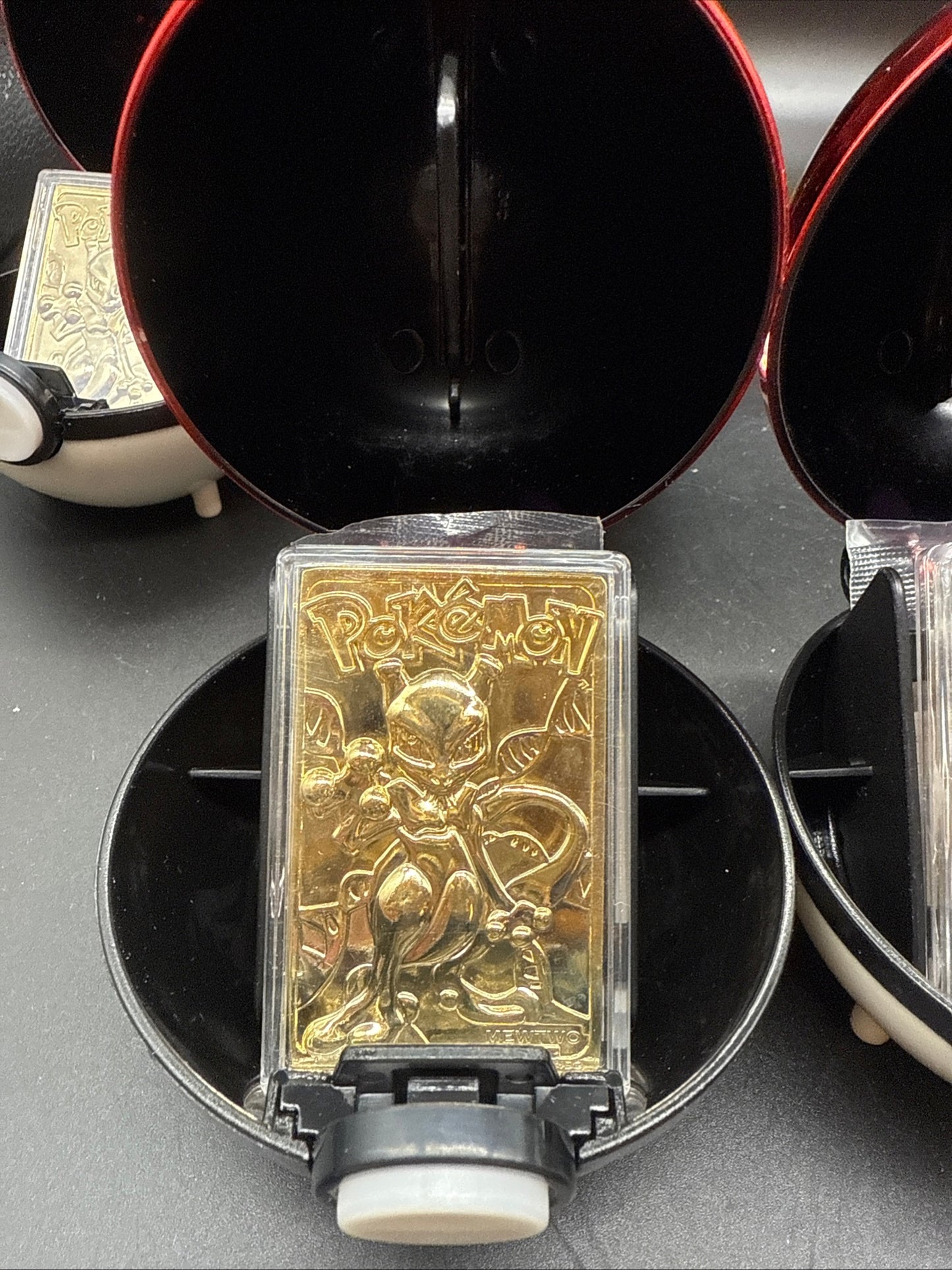 VINTAGE 1999 Burger King/Nintendo Pokemon 23K Gold Plated Trading Card Set of 2